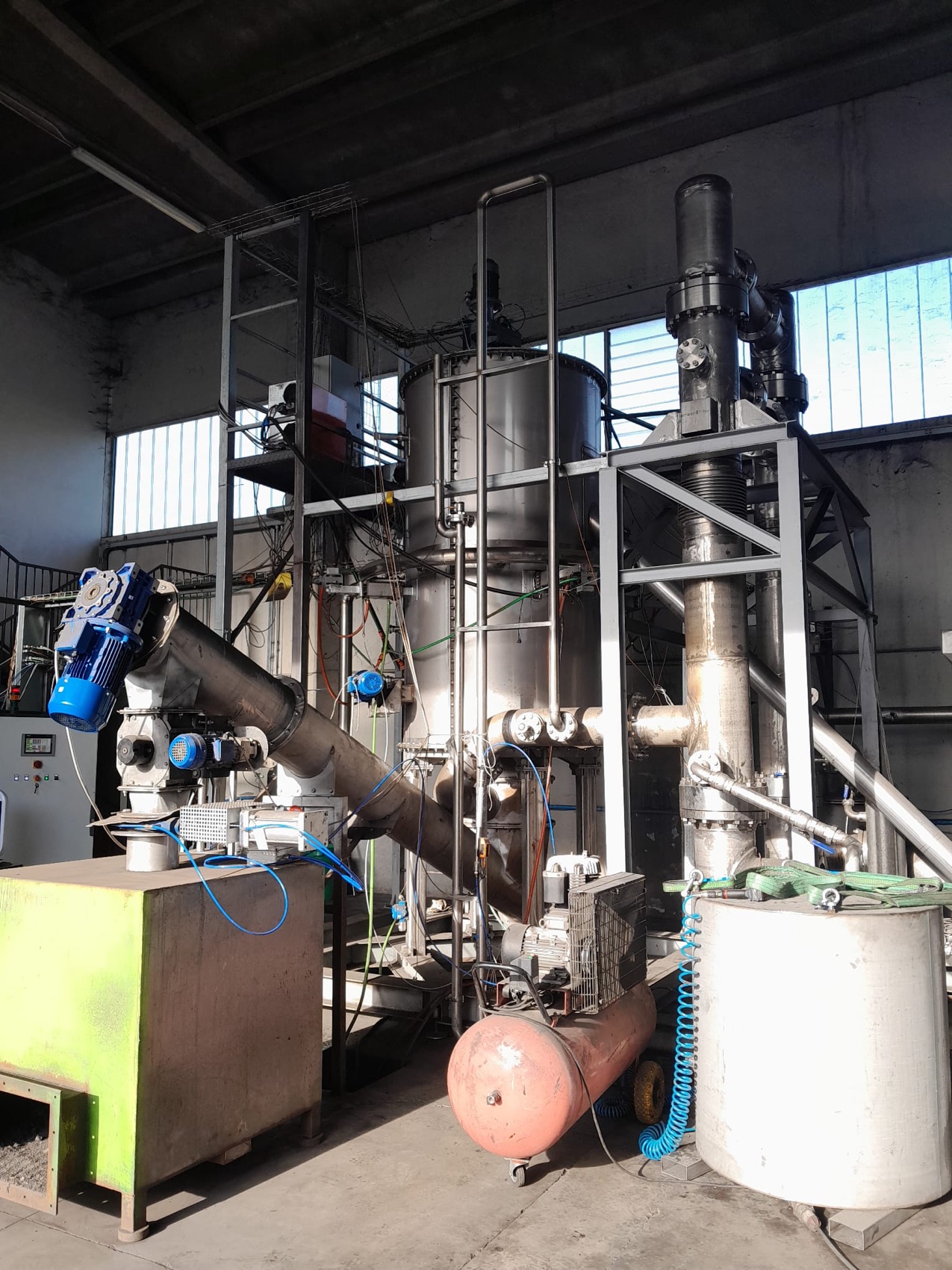 Full view of Endeavour's biomass gasification demonstrator